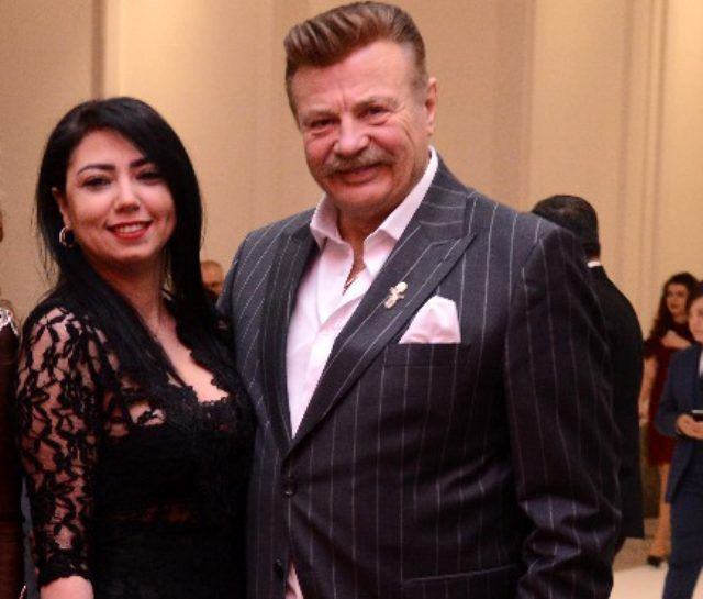 Nuri Alço 33 yaş küçük sevgilisi Burcu Sezginoğlu'na tokat attığı iddialarını cevapladı - Resim: 3