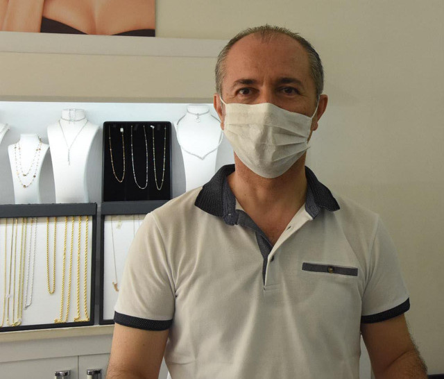 İzmir'de soyguncuyu böyle etkisiz hale getirdi o anları anlattı - Resim: 0