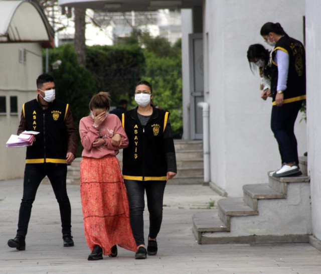 'Mobil' kadın hırsızlar Adana’da yakayı ele verdi - Resim: 0