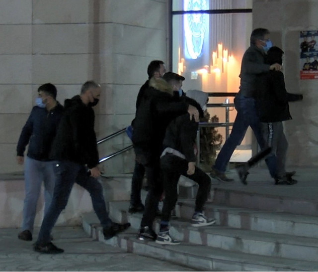 Otomobil çalarak İstanbul'a gelen çocuklar Ordu'ya getirildi - Resim: 0