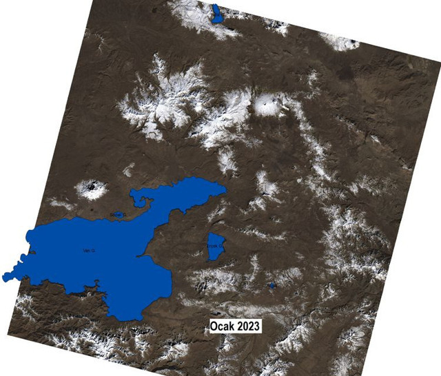 İki resim arasındaki farka bakın! Kuraklığın boyutu uydu görüntülerine yansıdı - Resim: 1