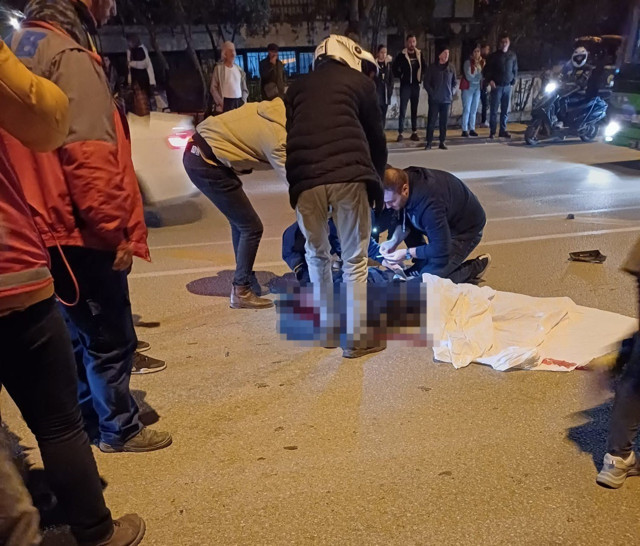 Otomobilin çarptığı üniversiteli genç kız yaşama tutunamadı - Resim: 0