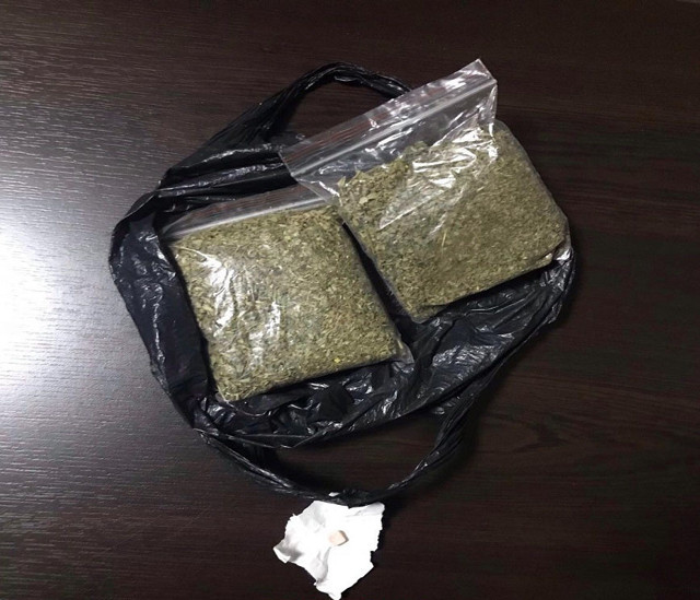 33 kişi uyuşturucudan gözaltında alınıp serbest bırakıldı - Resim: 0