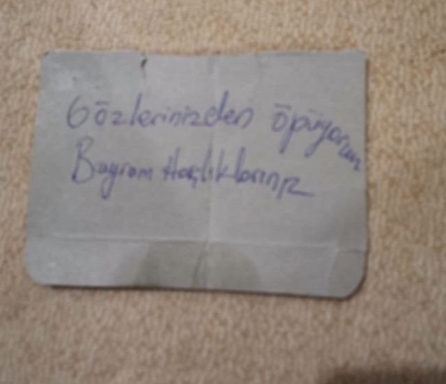 Denizli'de FETÖ üyeliği suçlamasıyla aranan çift yakalandı evde bulunan ilginç not - Resim: 0