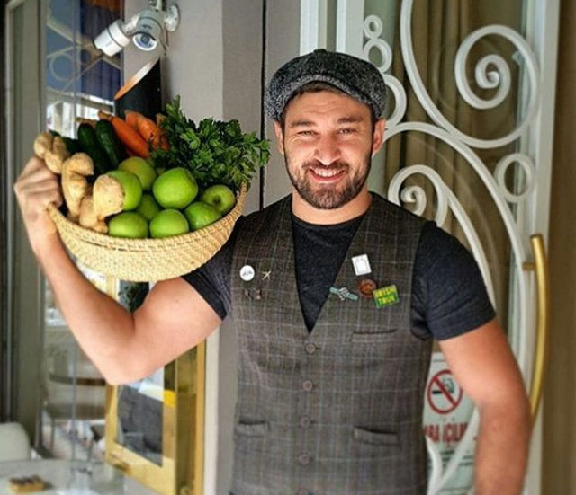 Çağla Şikel barmen Aydın Gürhan ile aşk mı yaşıyor? İddiaya olay cevap - Resim: 2