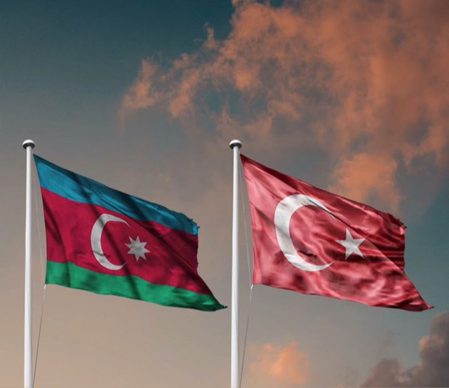 Azerbaycan'da askeri helikopter düştü! 14 şehit - Resim: 0