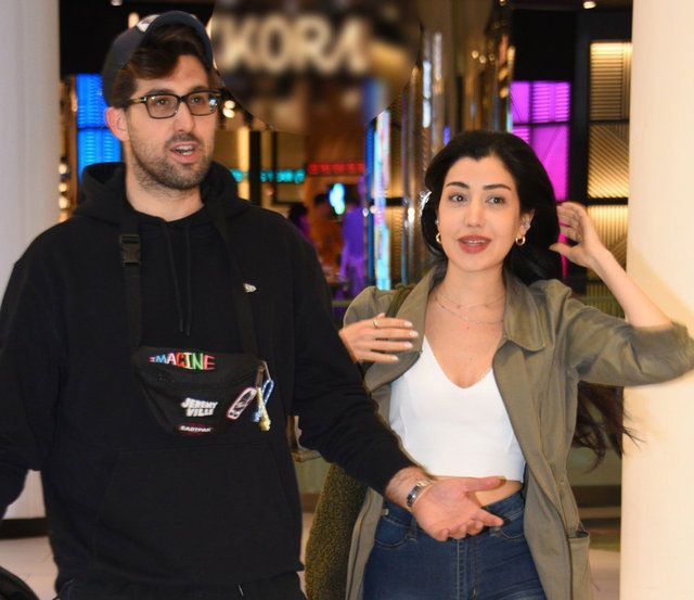 Komedyen Doğu Demirkol'un sevgilisi bakın kim çıktı! 'Belki dedi' notuyla paylaştı evleniyorlar mı? - Resim: 3