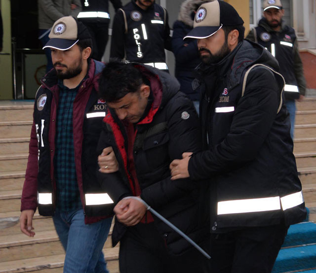 Kurtlar Vadisi oyuncusu meğer çete lideriymiş! Yaka paça gözaltına alındı - Resim: 3