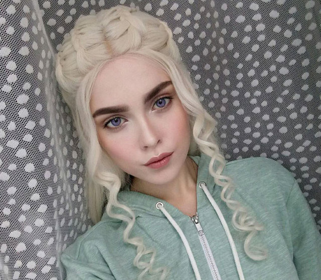 İnanılmaz ama hepsi aynı kişi! Binbir kılık Rus! - Resim: 2