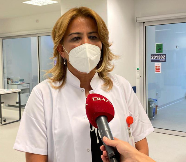 Bilim Kurulu Üyesi Prof. Dr. Sema Turan: Aşı yaşını 15'e indirme kararı alınacak - Resim: 0