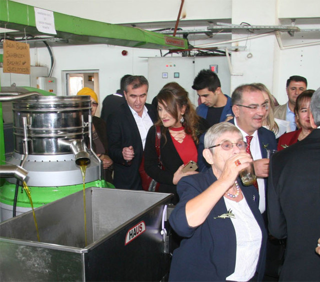 Canan Karatay 'sabah akşam küçük bardakla içirin' dedi faydalarını sıraladı - Resim: 0