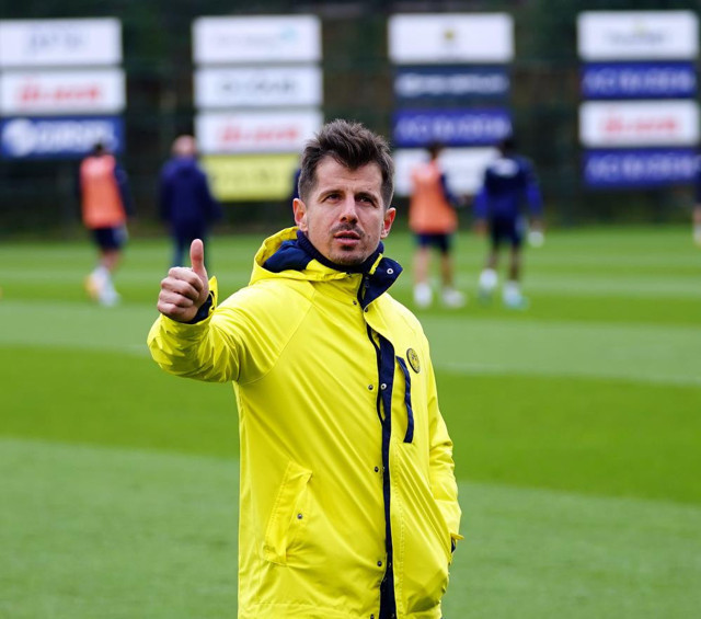 Emre Belözoğlu'ndan Ümit Özat'a FETÖ yanıtı: Herkes kendi karakterini belli eder - Resim: 2