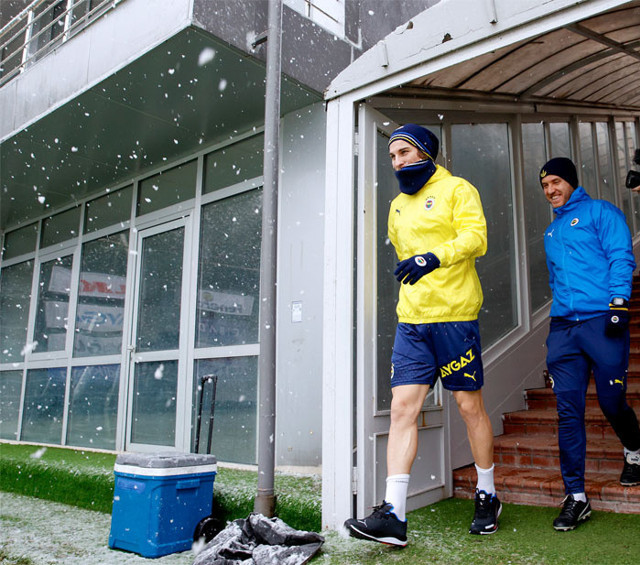 Çağlar Söyüncü Fenerbahçe'de ilk antremanına çıktı - Resim: 0