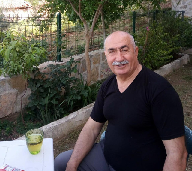 İzmir'de koronavirüsü yenen yaşlı adam: Ciddiye almadım hata yaptım - Resim: 0