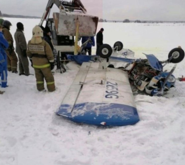 Rusya'da düşen uçakta 3 kişi hayatını kaybetti - Resim: 0