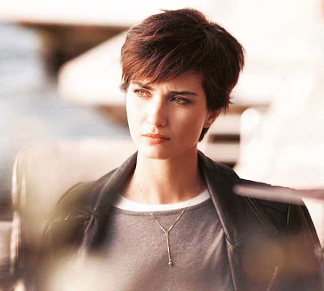 Tuba Büyüküstün Osmanlı hatunu oluyor! İşte bomba gibi yeni projesi - Resim: 4