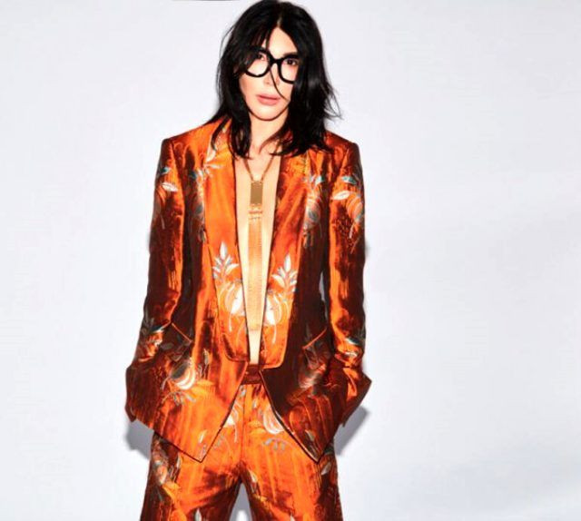 İç çamaşırsız poz veren Hande Yener 20. senesini yeni imajıyla kutladı - Resim: 4