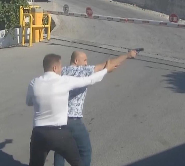 Bodrum'da SPA işletmecisi çalıştığı otelin 3 yöneticisi vurdu - Resim: 2