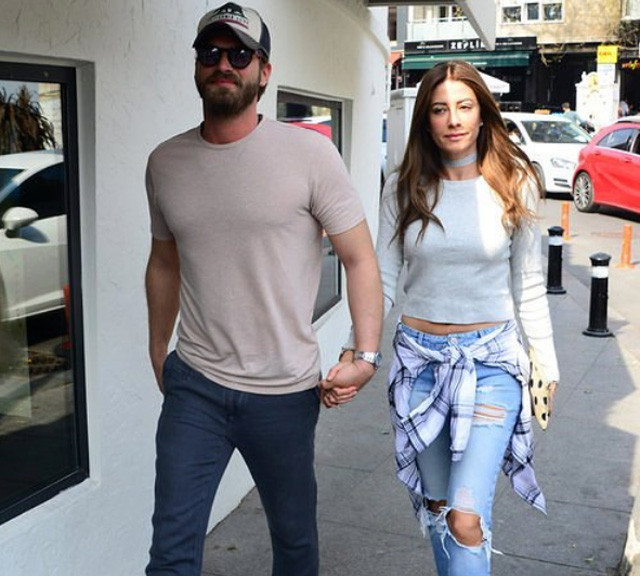 Kıvanç Tatlıtuğ ve Başak Dizer çifti komşularını isyan ettirdi! - Resim: 3