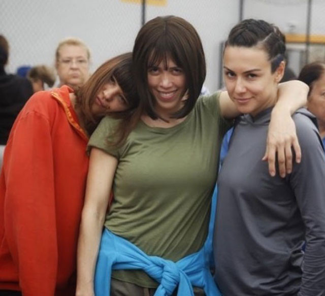 Avlu'dan kovulan ünlü oyuncu yapım şirketini topa tuttu! - Resim: 3