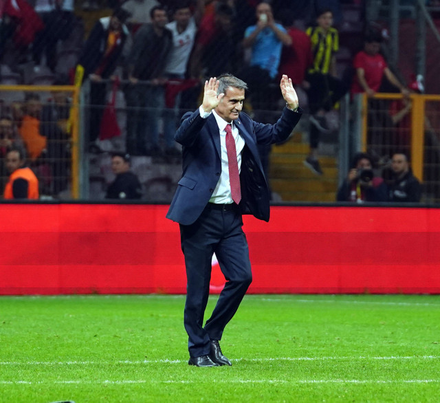 Şenol Güneş bir ilki başardı yine tarih yazdı - Resim: 2