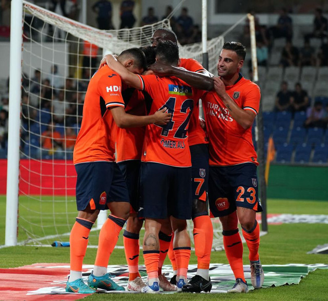 Başakşehir rahat turladı! Play-off turundaki rakibi belli oldu - Resim: 1