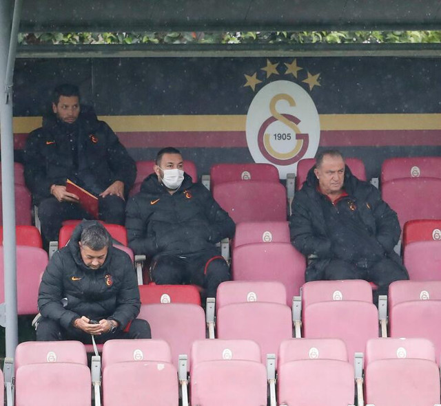 Marcao Halil Dervişoğlu'na tokat attı mı? Galatasaray'dan açıklama - Resim: 1