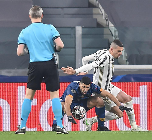 Merih Demiral 20 gün sahalardan uzak kalacak - Resim: 0