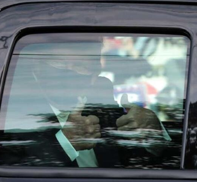 Trump'tan hastane önündeki destekçilerine sürpriz - Resim: 2