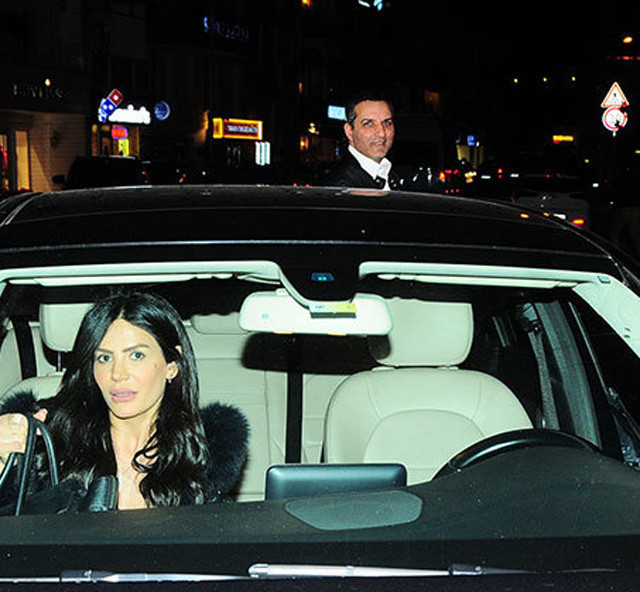 Rafet El Roman'ın kızı yaşında sevgilisine bakın sarışın bomba - Resim: 1