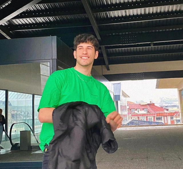 İstanbul'da korkunç cinayet! 23 yaşındaki oğlunu öldüren baba kayıplara karıştı - Resim: 0