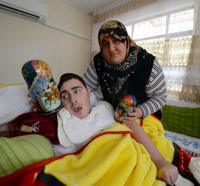 Felçli Rus gencin ailesi bulundu - Resim: 2