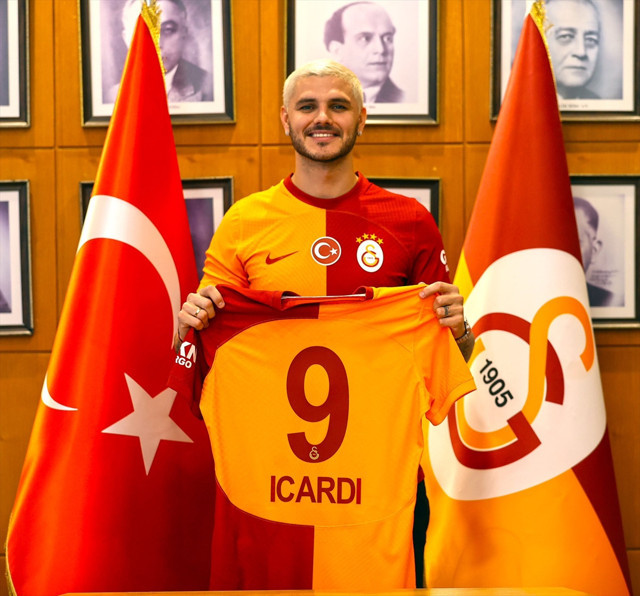 Galatasaray resmen açıkladı! Mario Icardi'ye 10 milyon bonservis 6 milyon euro yıllık para - Resim: 0