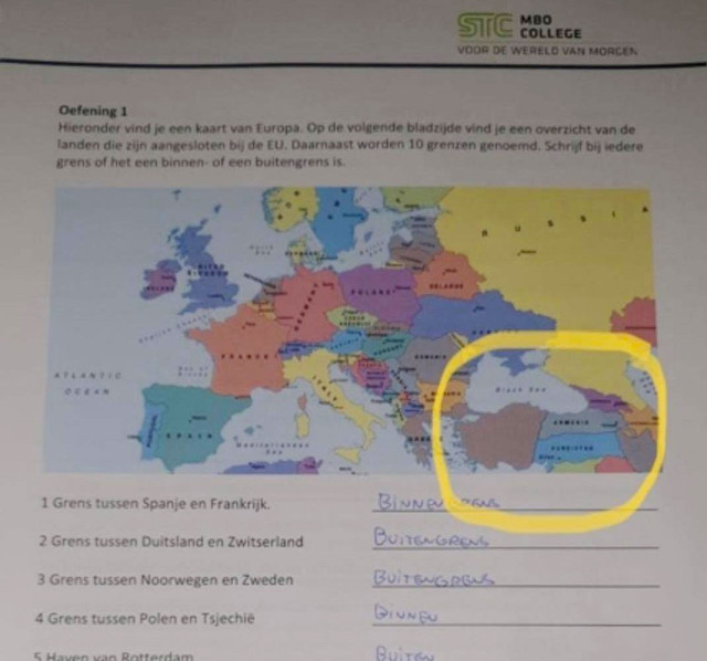 Hollanda'da Türk milletvekilinin tepkisinden sonra Türkiye'yi parçalanmış gösteren harita düzeltildi - Resim: 0