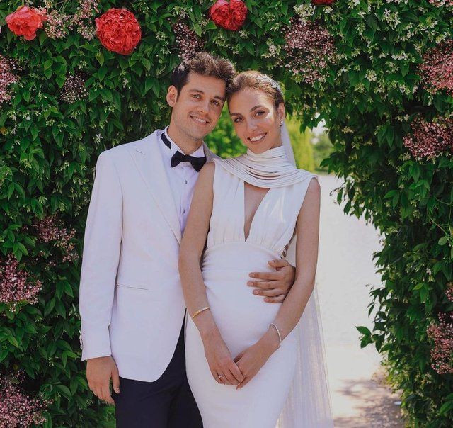 YouTuber Orkun Işıtmak ile Merve Yorgancılar evlendi işte nikahtan kareler - Resim: 1