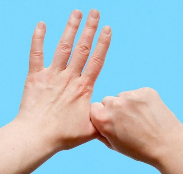 Yüzük parmağınızı kavrayıp tuttuğunuzda bakın ne oluyor? Anında etki edecek - Resim: 0