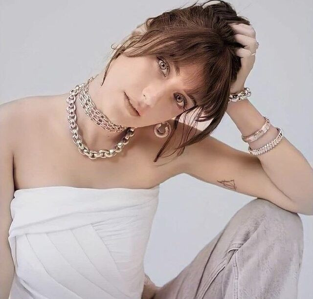 Hazal Kaya'nın şiddet itirafı gündeme bomba gibi düştü Twitter'da TT oldu - Resim: 4