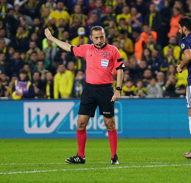 Sinan Engin'den bomba Cüneyt Çakır iddiası! - Resim: 0