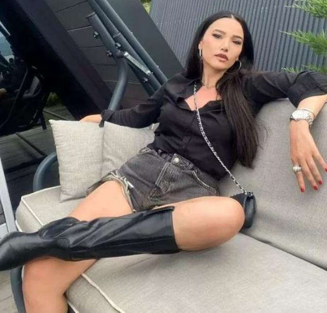 Çarkıfelek'in güzel hostesiydi geçirdiği estetiklerle tanımak artık imkansız! - Resim: 2