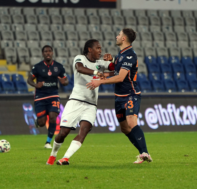 Medipol Başakşehir'e büyük yara! Denizlispor'dan mucize geri dönüş! - Resim: 0