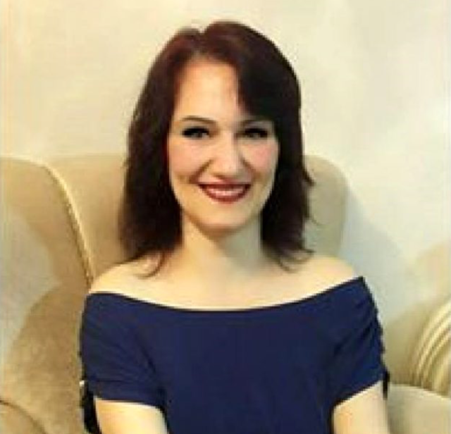 Annesini boğazından bıçaklayan genç kız balkondan atlayıp intihar etti - Resim: 0