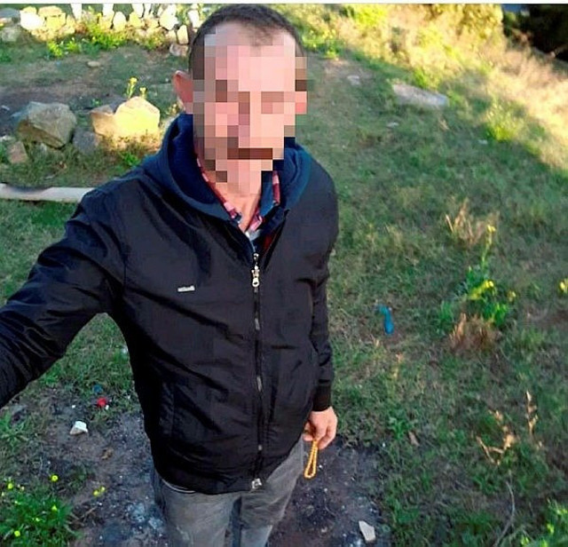 Boşandığı karısının silikonlarını patlattı! 'Yaptırdığın göğüslere başkası dokunuyor!' - Resim: 1