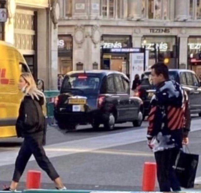 Acun Ilıcalı genç sevgilisi Ayça Çağla Altunkaya ile Londra'da böyle yakalandı - Resim: 3