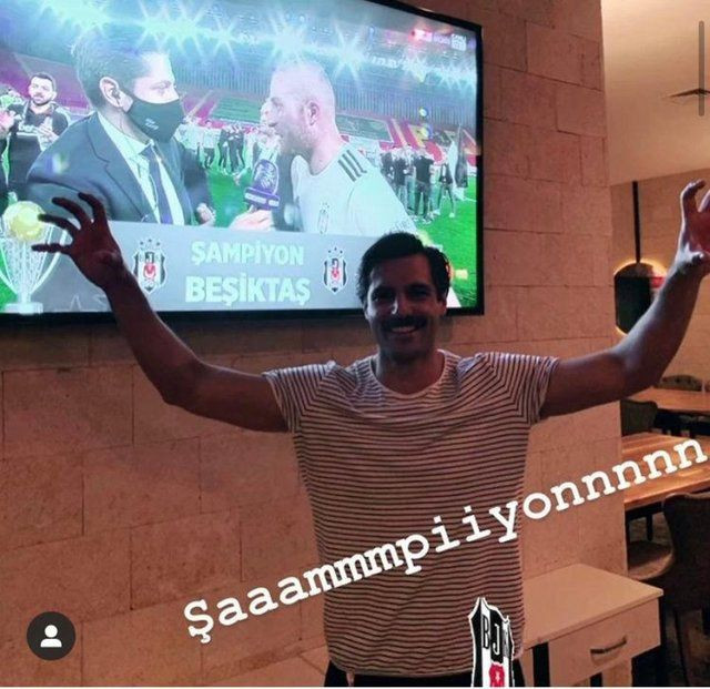 'Ağlıyorum' deyip paylaştı! Ünlü isim Fenerbahçe formasıyla Beşiktaş şampiyonluğu kutladı - Resim: 4