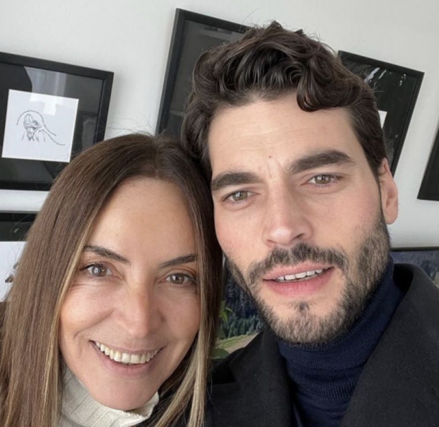 Hercai'nin Miran'ı Akın Akınözü annesinin ölümüyle yıkıldı! Paylaşımı yürek yaktı - Resim: 1