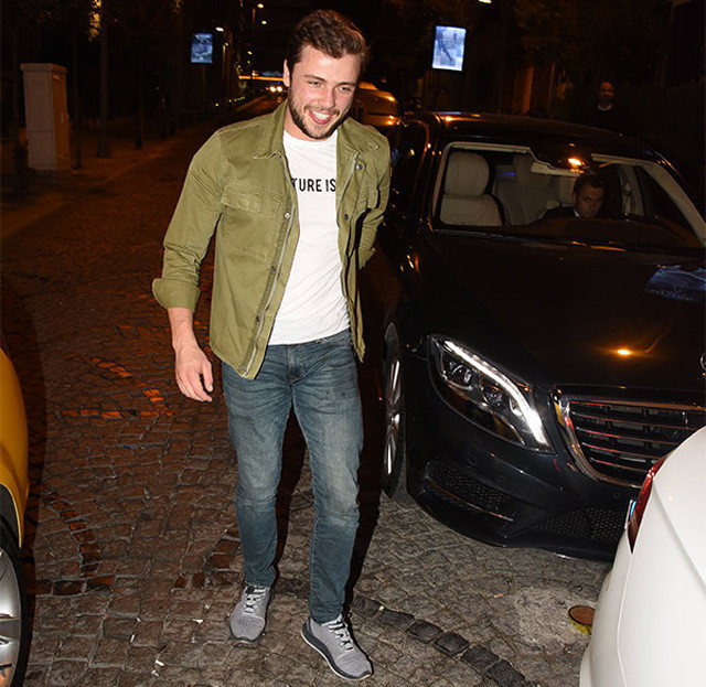 Ölümden dönmüştü Tolga Sarıtaş kaza sonrası ilk kez görüntülendi! - Resim: 2