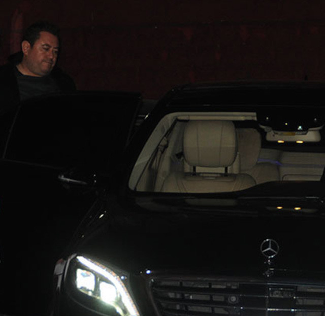 Ece Erken'in hareketli gecesi flaşlar patlayınca mutfak kapısından kaçtı - Resim: 4