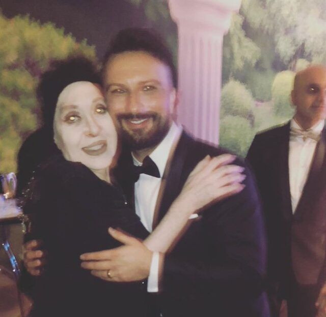 Tarkan düğünde sahne aldı Ebru Gündeş'le düet yaptı Gülnur Güneş'in düğününe ünlü akını - Resim: 4