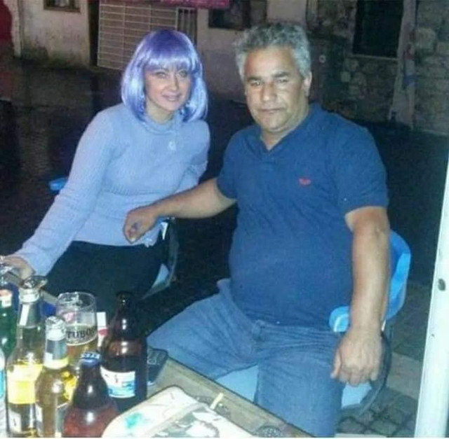 CHP mitinginde yırtık terlik sallayan Nusret Güllü gerçekte çok başka çıktı alem fotoğrafları - Resim: 0