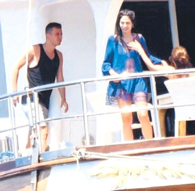 Beşiktaş'ın kaptanı Oğuzhan Erkenci Kuş'un yıldızını bunalttı Can Yaman devrede - Resim: 4